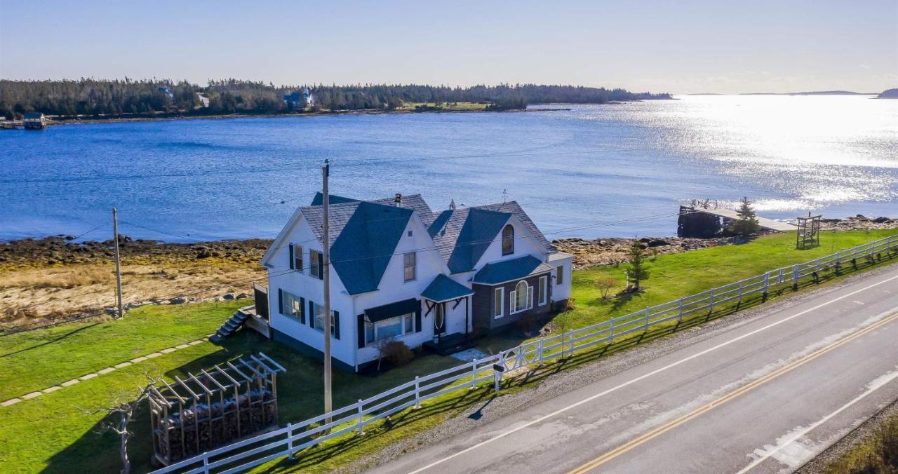 Atlantic Shores Retreat Villa Port Dufferin Екстериор снимка