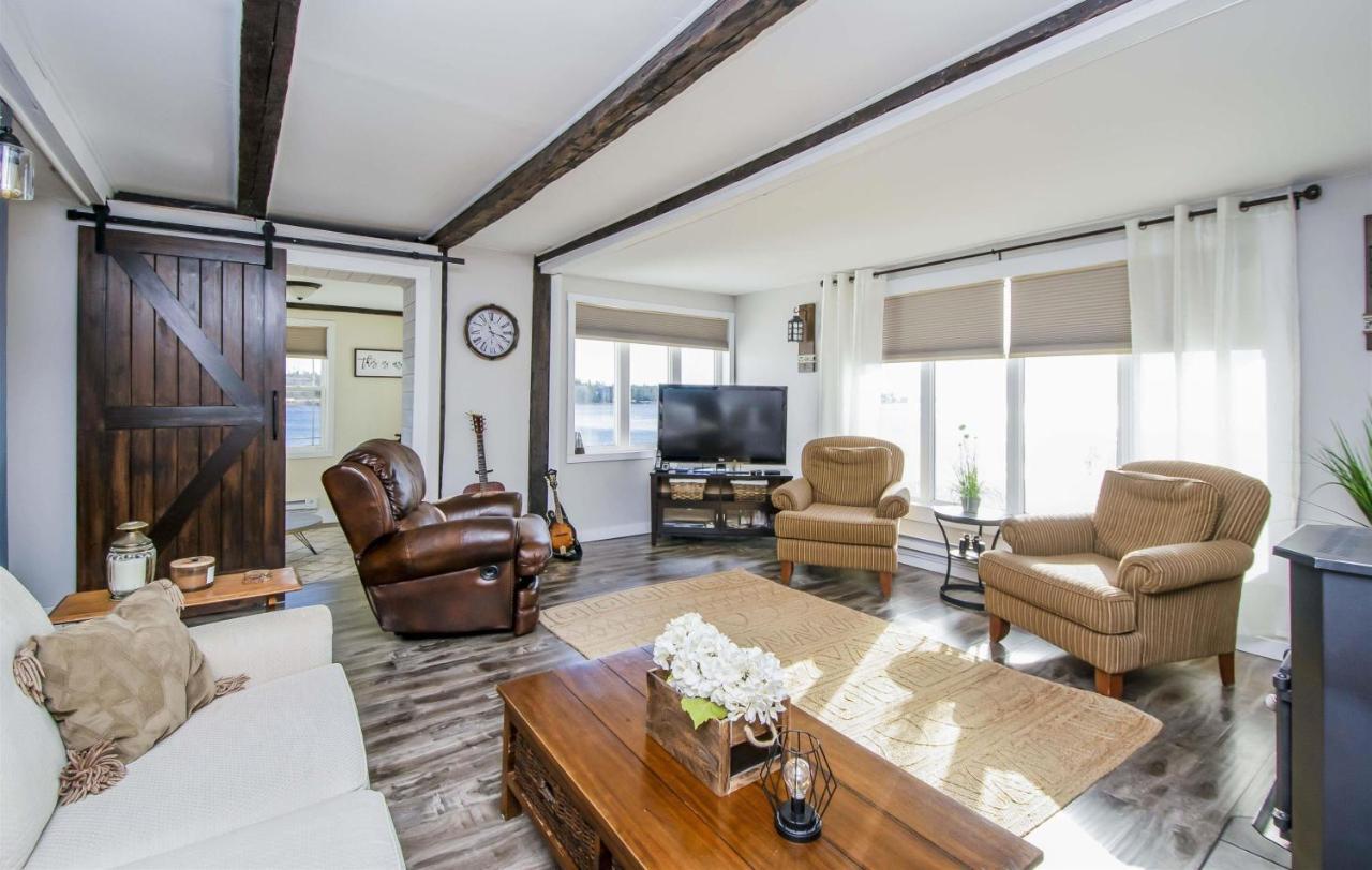 Atlantic Shores Retreat Villa Port Dufferin Екстериор снимка